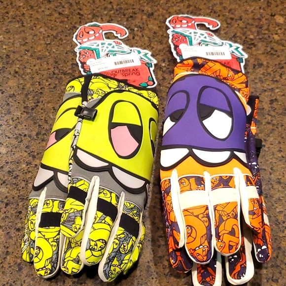 Celtek Winter Gloves - Picture 1 of 5